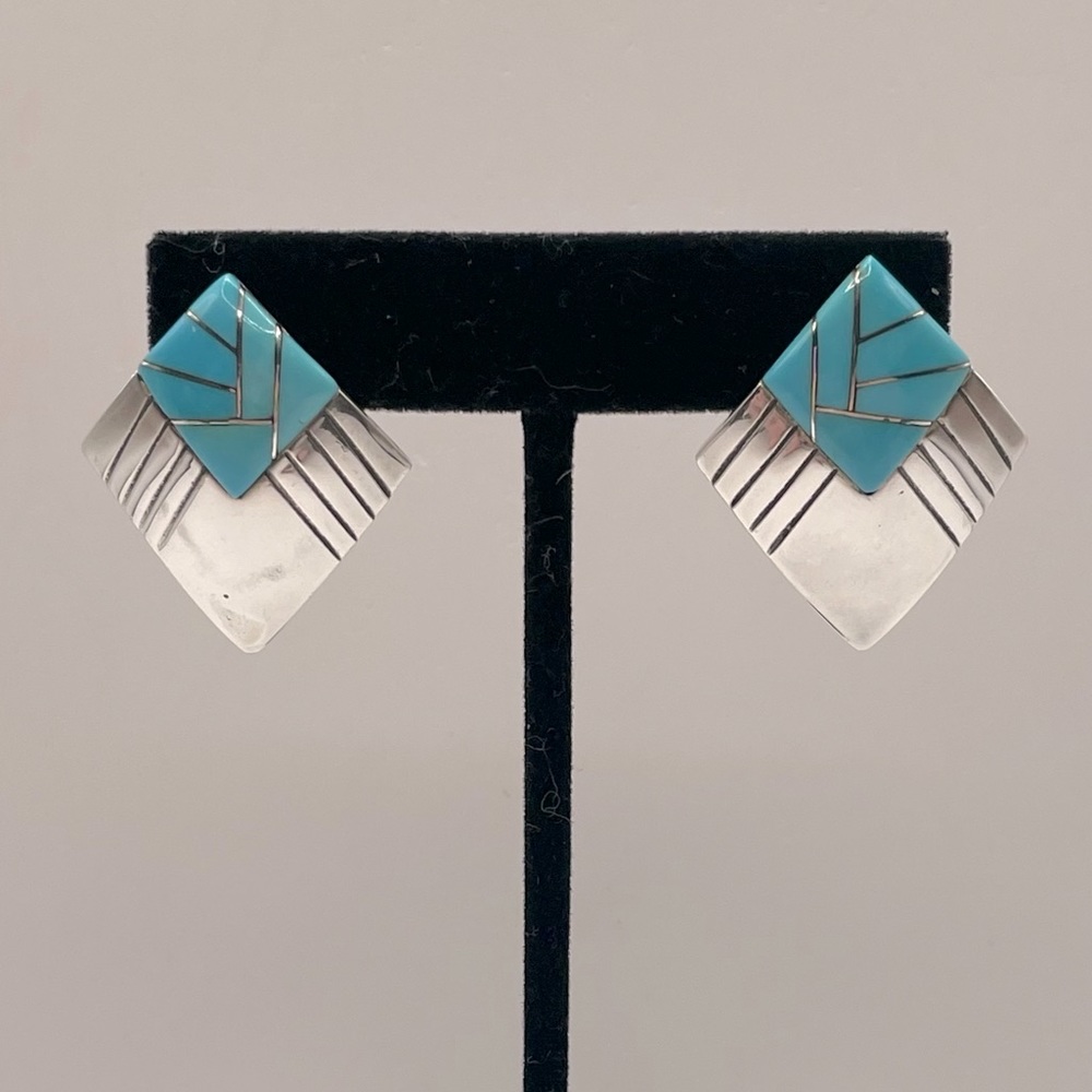 VINTAGE Navajo Sterling Silver Turquoise Inlay Shield Earrings - Picture 2 of 11